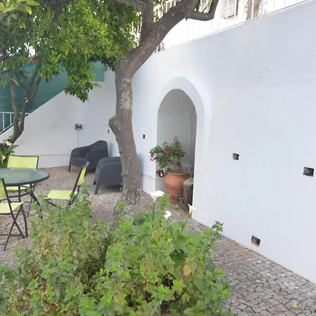 度假居 Courtyard - Painters House 塞图巴尔