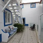 Tatil Evi Courtyard - Painters House *